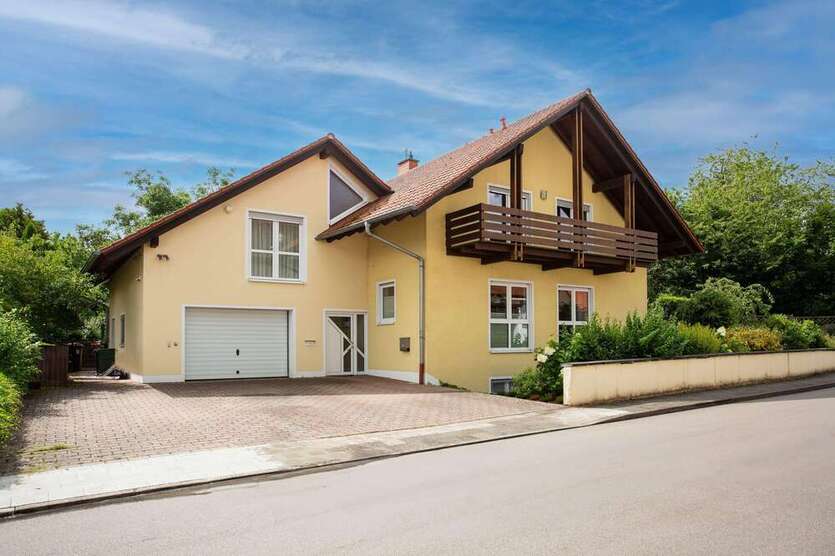 Haus zum Kaufen in Kaiserslautern 645.000 € 296.12 m²