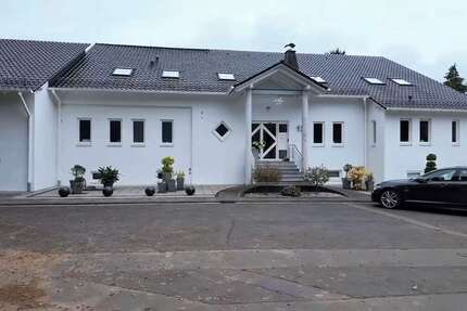 Wohnung zum Mieten in Mehlingen 1.250 € 177 m² 4 zimmer