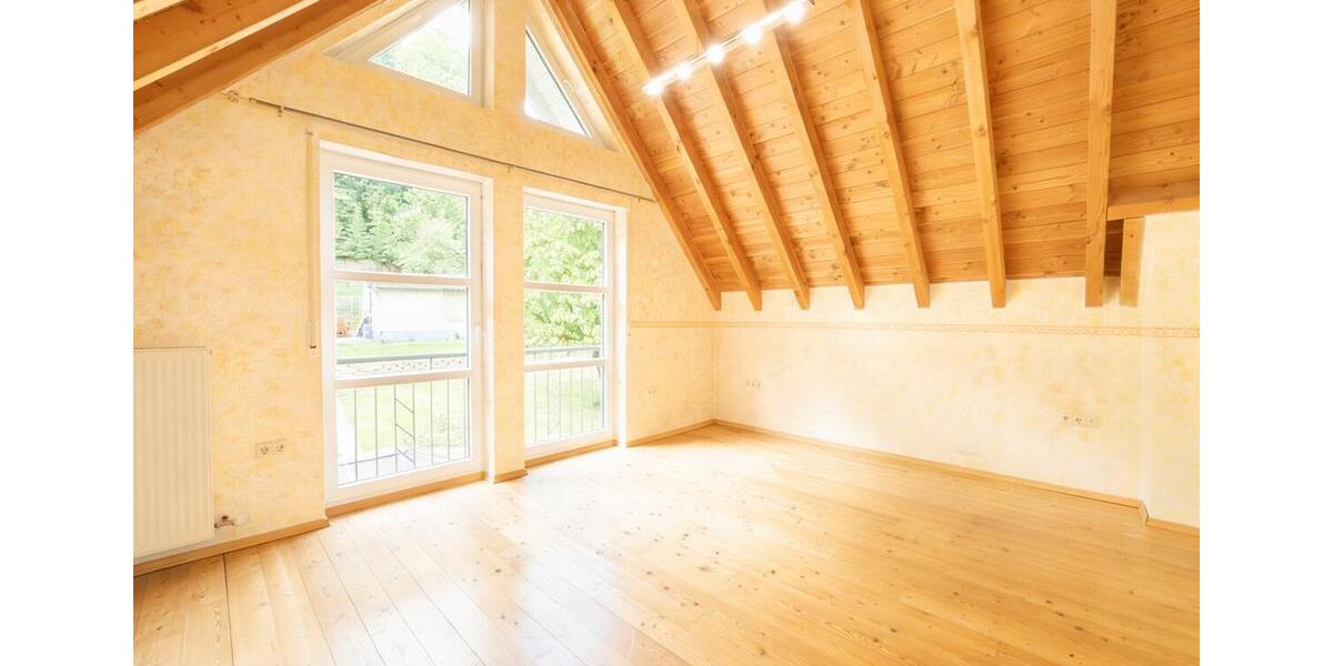 Maisonettenwohnung Höringen - 5 Zimmer, 172 m&sup2;, 1.050&euro; | Angebot:26493810