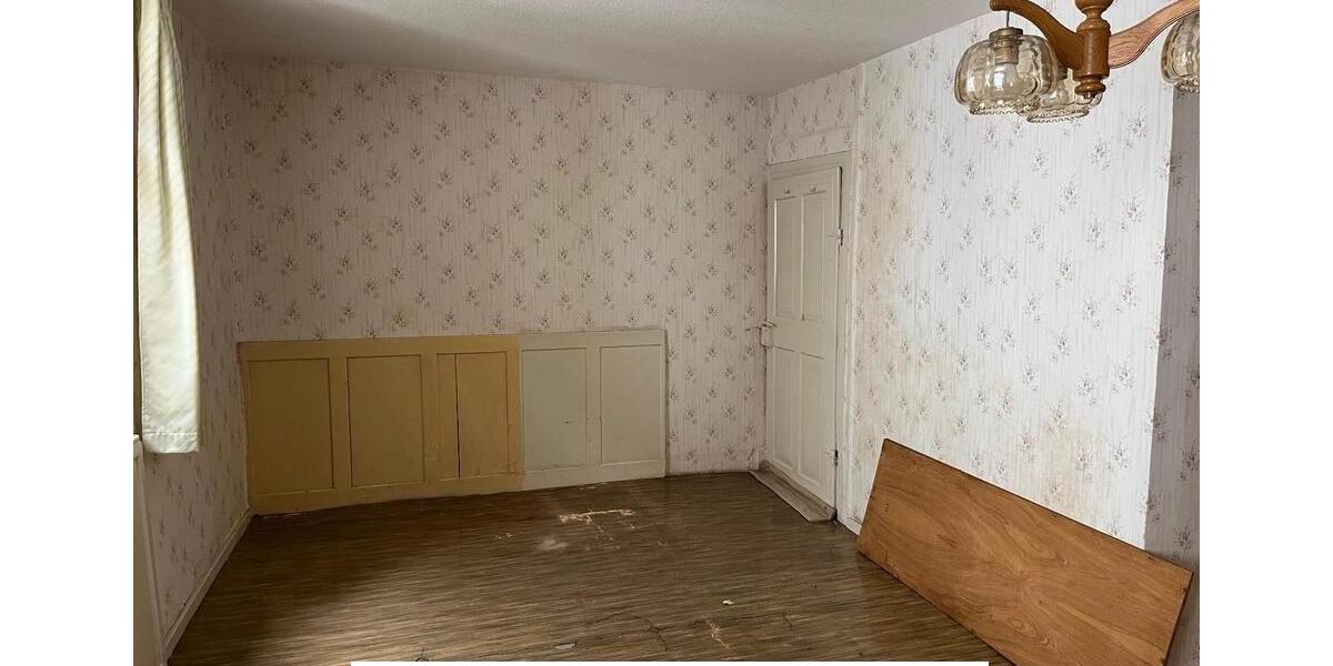 Reihenhaus Lambrecht (Pfalz) - 4.5 Zimmer, 100 m&sup2;, 80.000&euro; | Angebot:26193936