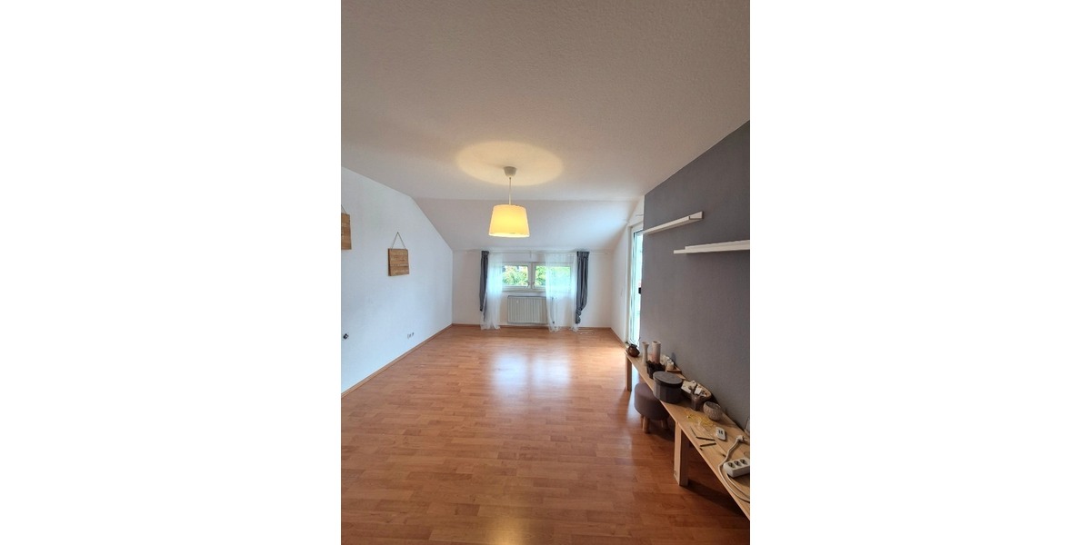 Sweet Home – Charmantes Reihenendhaus mit Garage & Stellplatz in beliebter Wohnlage von Morlautern 5.5 zimmer