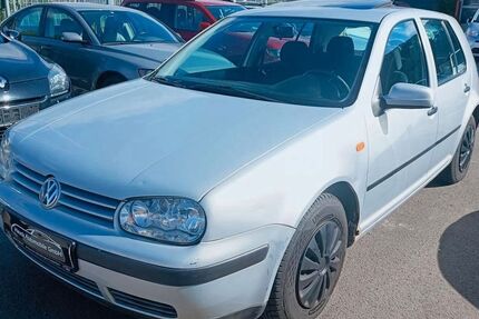 VW Golf 186.742 km 950 &euro; Kaiserslautern 67657