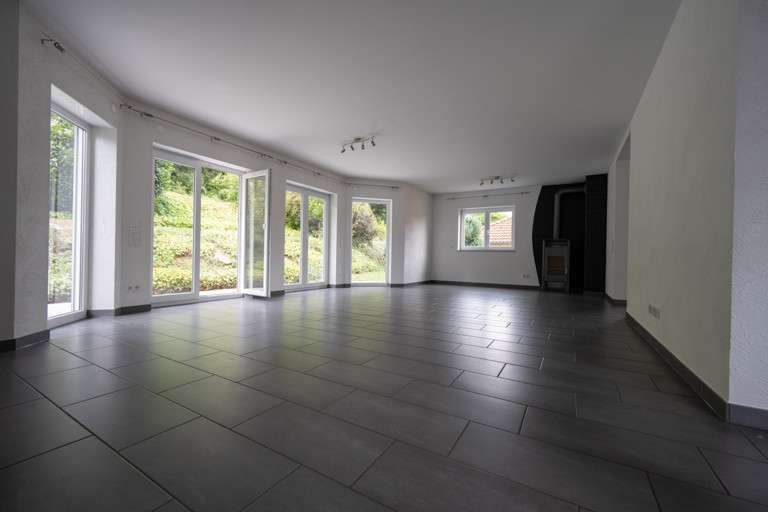 Haus zum Kaufen in Weselberg 595.000 € 375 m²