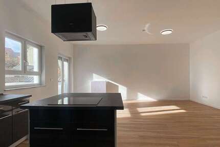 Wohnung zum Mieten in Kaiserslautern 990 € 97 m² 3 zimmer