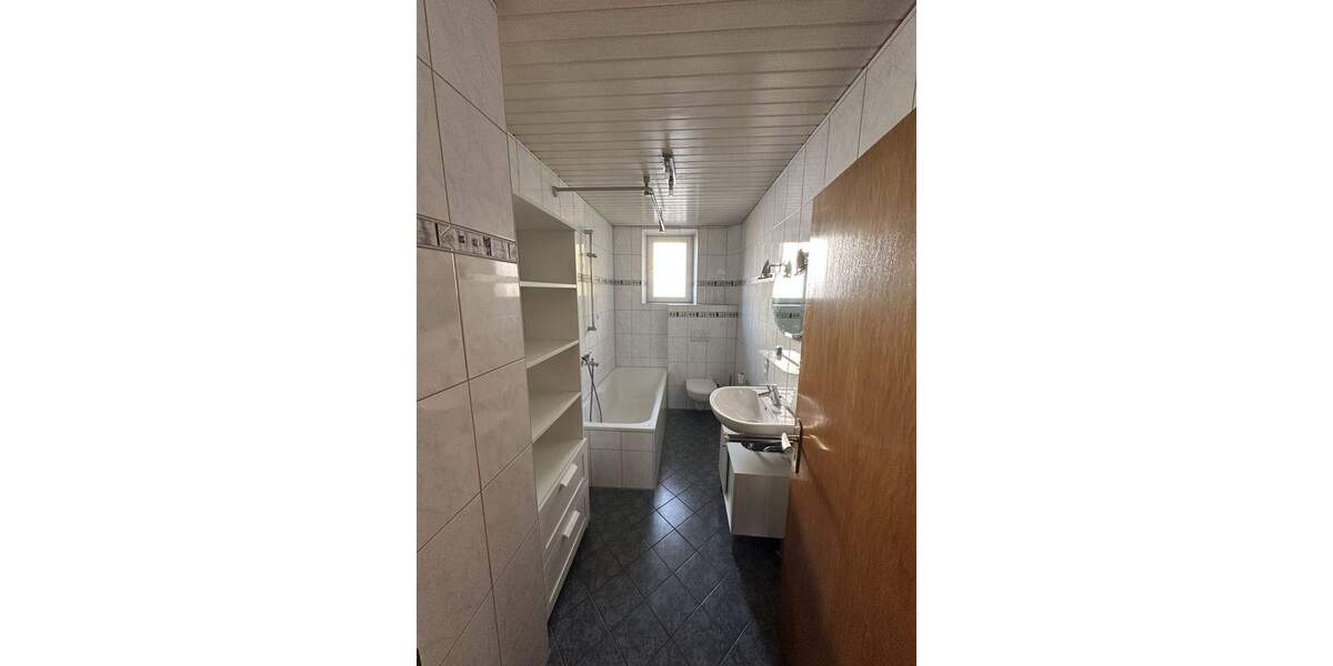 Mehrfamilienhaus, Wohnhaus Kottweiler-Schwanden Schwanden - 1 Zimmer, 395.000&euro; | Angebot:23960456