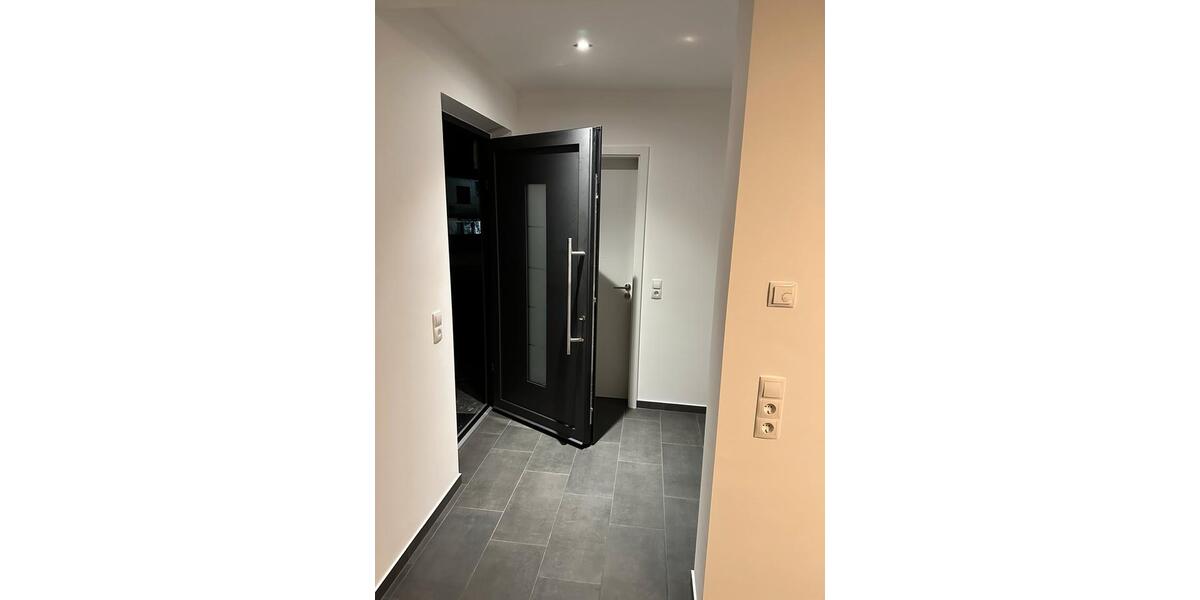 Erdgeschoßwohnung Queidersbach - 2 Zimmer, 85 m&sup2;, 900&euro; | Angebot:25221501