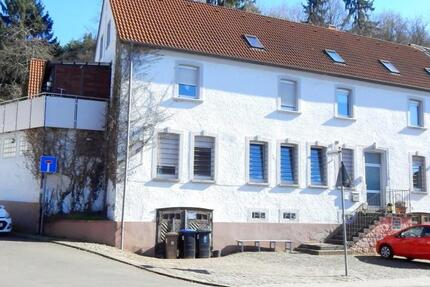 Wohnung Kaiserslautern Engelshof - 4 Zimmer, 130 m&sup2;, 780&euro; | Angebot:26619924