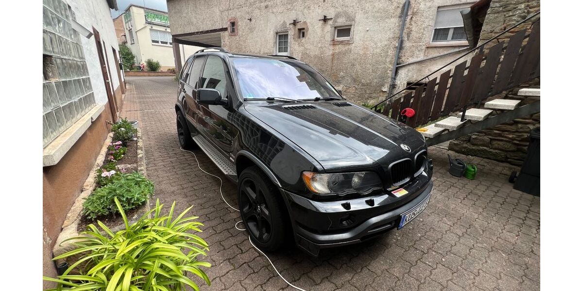 BMW X5 323.000 km 10.900 &euro; Kusel 66885