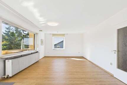 Wohnung Kaiserslautern - 2 Zimmer, 114 m&sup2;, 1.100&euro; | Angebot:24867906