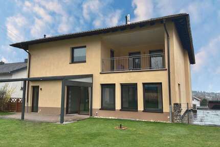 Haus Ramstein-Miesenbach / Miesenbach Miesenbach - 10 Zimmer, 340 m&sup2;, 599.000&euro; | Angebot:26289415