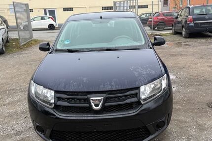 Dacia Sandero 74.483 km 4.990 &euro; Kaiserslautern 67663