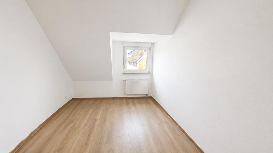 Dachgeschoßwohnung Kaiserslautern Betzenberg - 3 Zimmer, 59 m&sup2;, 750&euro; | Angebot:26347968