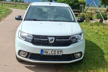 Dacia Sandero 35.200 km 9.200 &euro; Neustadt 67435