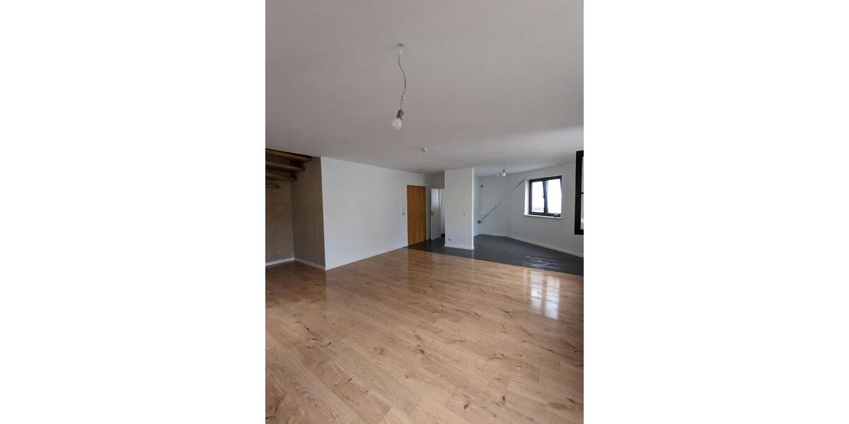 Maisonettenwohnung Kaiserslautern Engelshof - 3 Zimmer, 87 m&sup2;, 1.000&euro; | Angebot:26096310