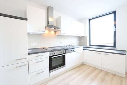 Wohnung zum Mieten in Kaiserslautern 1.800 € 200 m² 4 zimmer