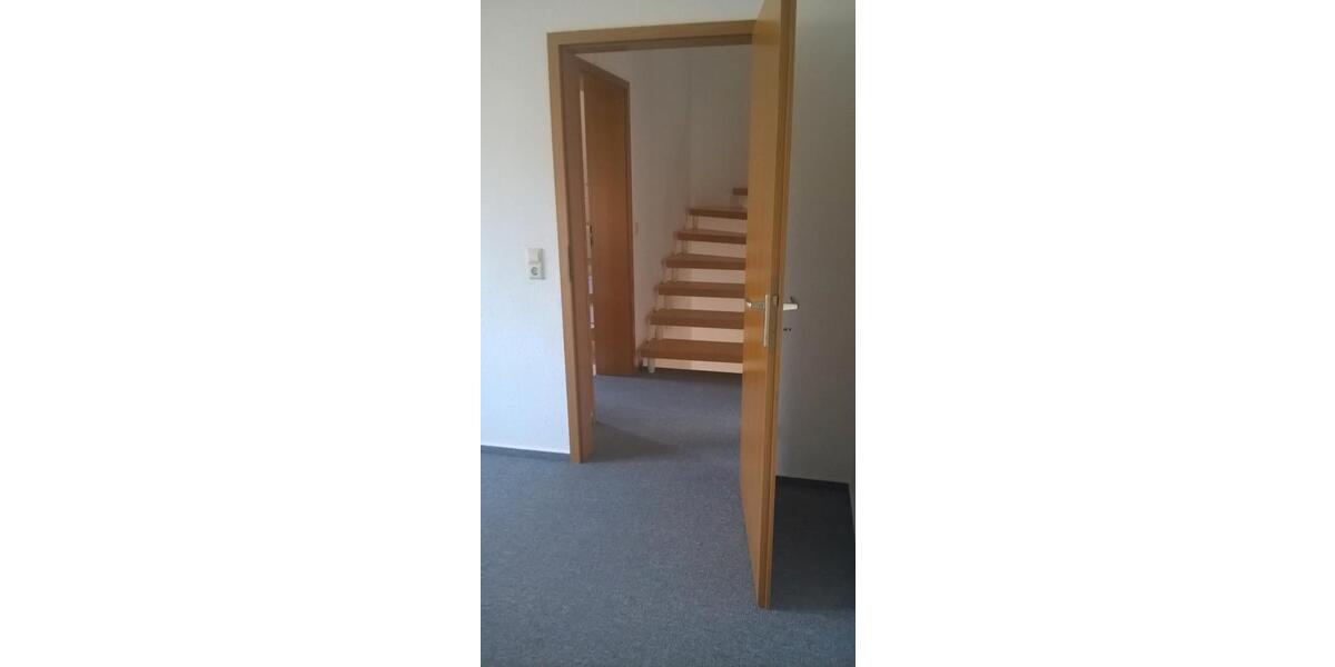 Doppelhaushälfte Kaiserslautern Bahnheim - 4 Zimmer, 173 m&sup2;, 1.780&euro; | Angebot:26065425