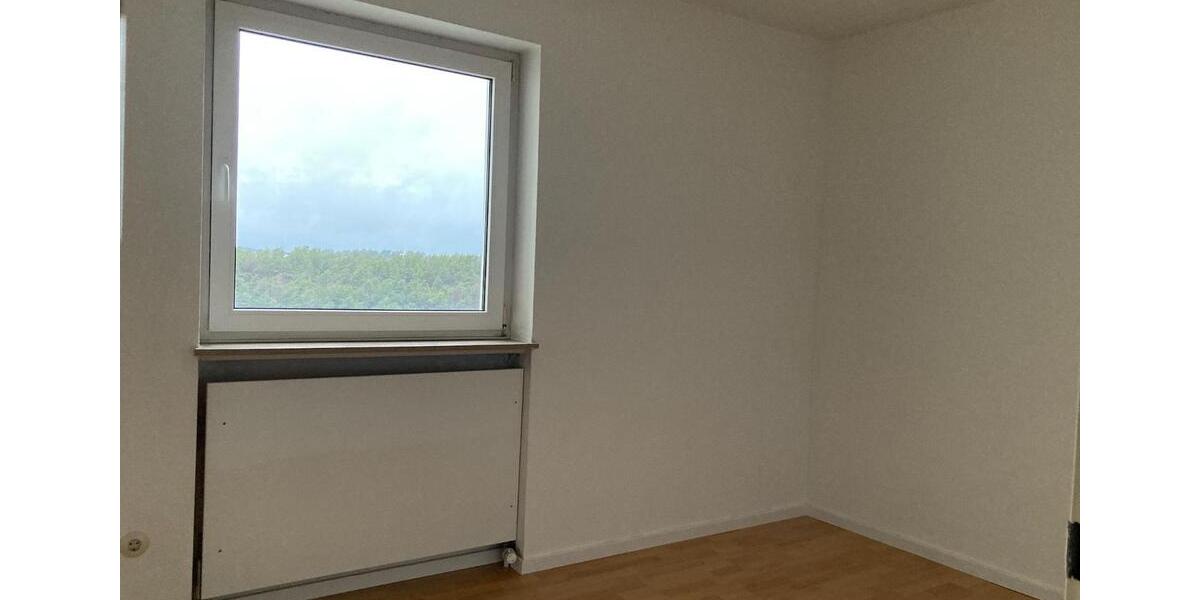 Etagenwohnung Landstuhl - 4 Zimmer, 107 m&sup2;, 1.000&euro; | Angebot:26535197