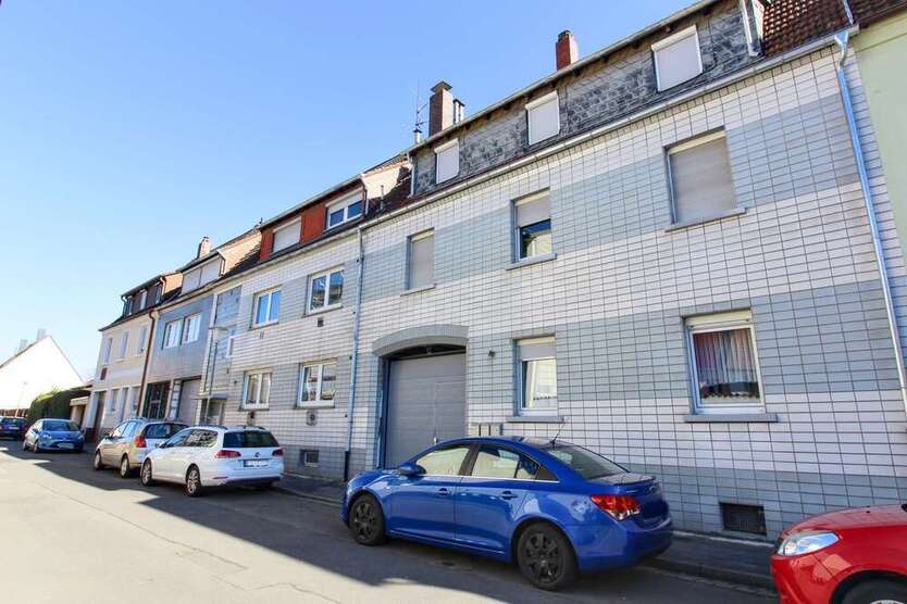 Haus zum Kaufen in Kaiserslautern 499.000 € 179 m²