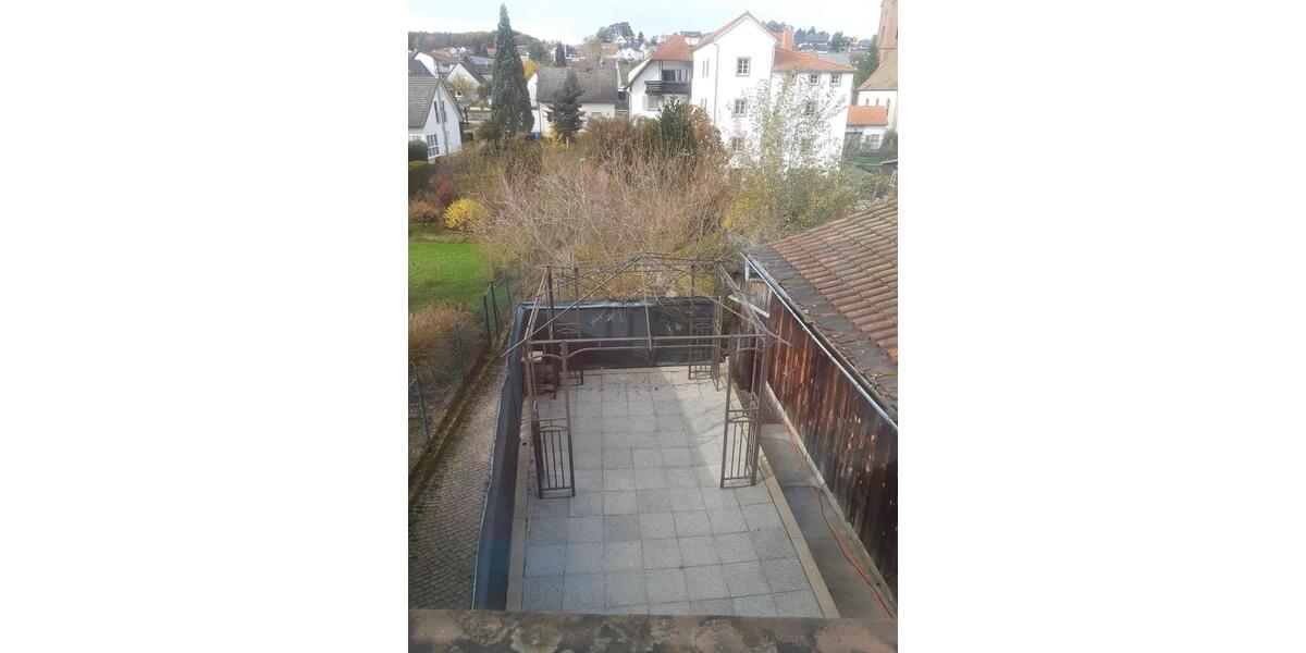 Einfamilienhaus Hochspeyer - 8 Zimmer, 194 m&sup2;, 289.000&euro; | Angebot:26214773