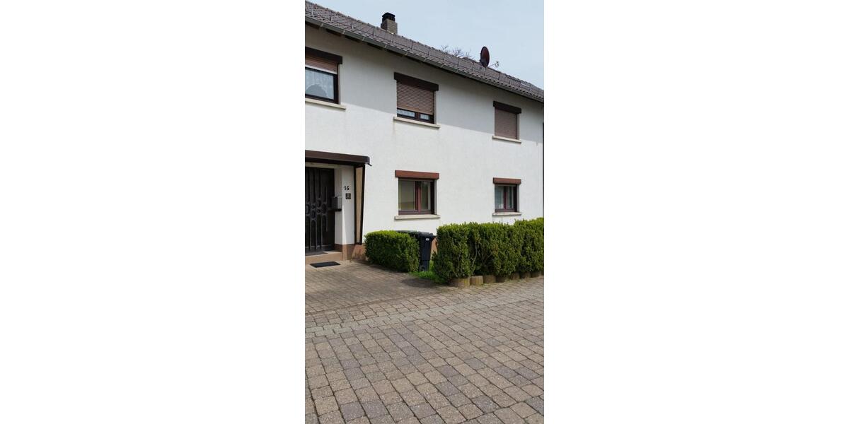 Doppelhaushälfte in Jettenbach zu vermieten 5 zimmer