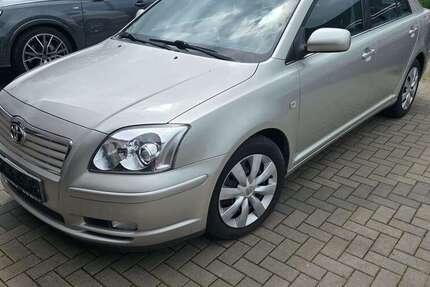 Toyota Avensis 103.540 km 4.900 &euro; Ramstein-Miesenbach 66877