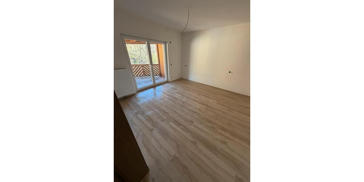 Etagenwohnung Kaiserslautern Engelshof - 3 Zimmer, 80 m&sup2;, 880&euro; | Angebot:26253312