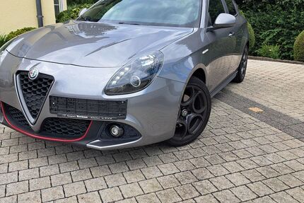 Alfa Romeo Giulietta 149.870 km 11.970 € Mackenbach 67686