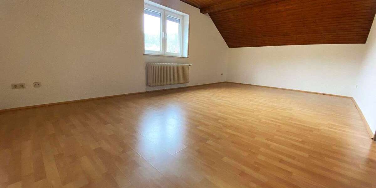 Etagenwohnung Hochspeyer - 2 Zimmer, 85 m&sup2;, 450&euro; | Angebot:26685256