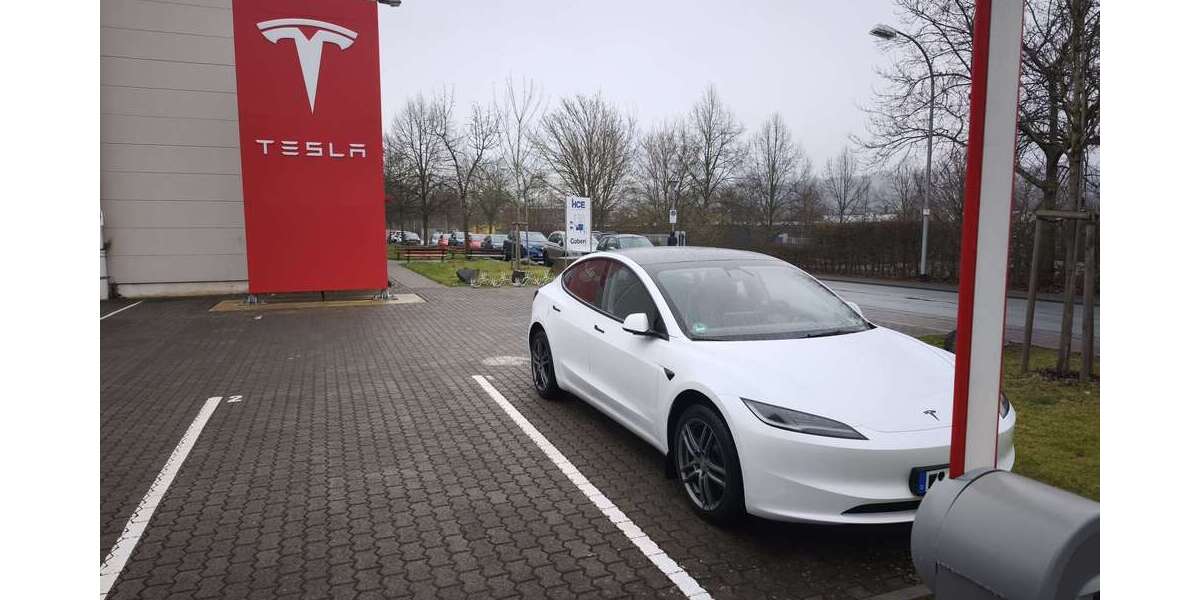 Tesla Model 3 6.000 km 42.900 &euro; Pirmasens 66955