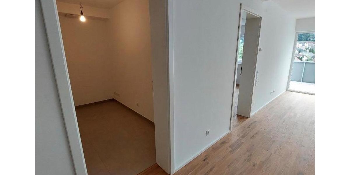 Etagenwohnung Otterberg - 2 Zimmer, 71 m&sup2;, 1.300&euro; | Angebot:26625029
