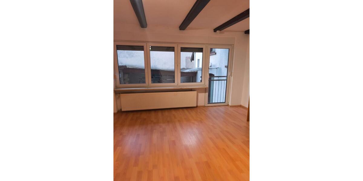 Mehrfamilienhaus, Wohnhaus Höheinöd - 6 Zimmer, 193 m&sup2;, 199.000&euro; | Angebot:26884033