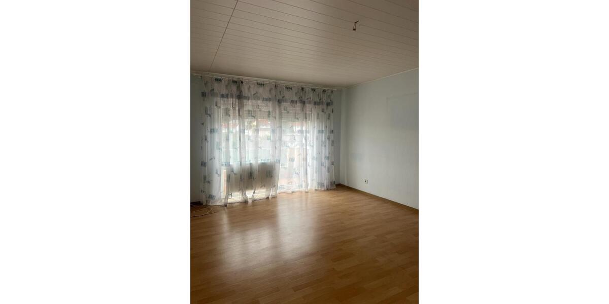 Etagenwohnung Landstuhl - 2 Zimmer, 70 m&sup2;, 140.000&euro; | Angebot:26863947
