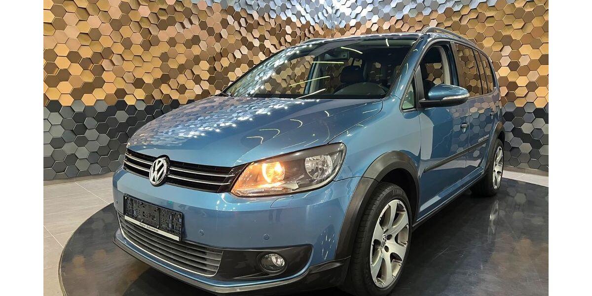 VW Touran 234.000 km 7.948 &euro; Eisenberg 67304