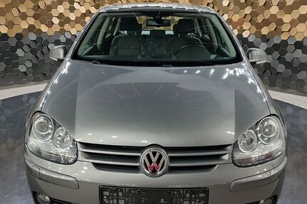 VW Golf 114.000 km 7.400 € Eisenberg 67304