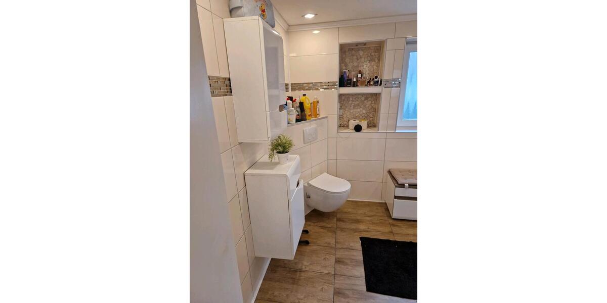 Einfamilienhaus Kaiserslautern Bahnheim - 2 Zimmer, 90 m&sup2;, 1.200&euro; | Angebot:26249148