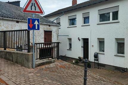 Haus Eisenberg (Pfalz) - 6 Zimmer, 120 m&sup2;, 249.000&euro; | Angebot:26304726