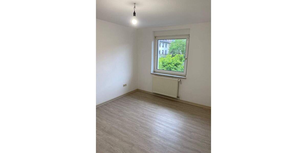 Etagenwohnung Pirmasens Innenstadt - 3 Zimmer, 59 m&sup2;, 460&euro; | Angebot:26155810