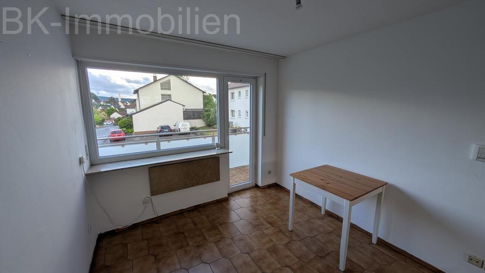 Möbliertes Studentenappartement mit Balkon zu vermieten!