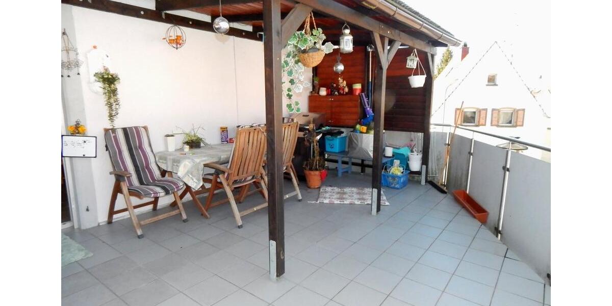 Etagenwohnung Kaiserslautern Engelshof - 4 Zimmer, 130 m&sup2;, 780&euro; | Angebot:26619924