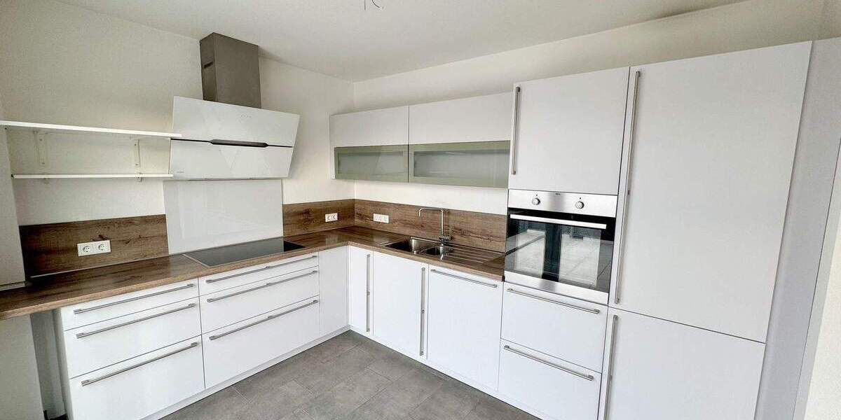 Etagenwohnung Kaiserslautern Innenstadt - 3 Zimmer, 123 m&sup2;, 1.450&euro; | Angebot:24725349