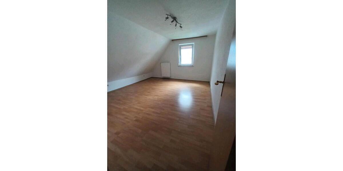 Einfamilienhaus Steinwenden - 7 Zimmer, 160 m&sup2;, 210.000&euro; | Angebot:26640063