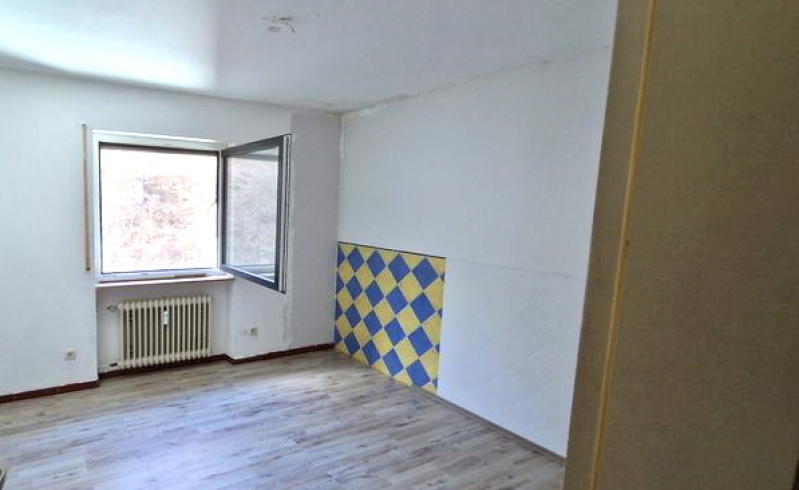 ObjNr:19167 - 3-Zimmer ETW mit zwei Balkonen am Rande von Pirmasens - Etagenwohnung Pirmasens | Angebot:15064674