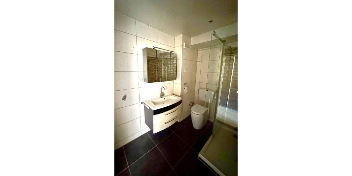 Etagenwohnung Kaiserslautern Innenstadt - 2 Zimmer, 70 m&sup2;, 175.000&euro; | Angebot:25741300