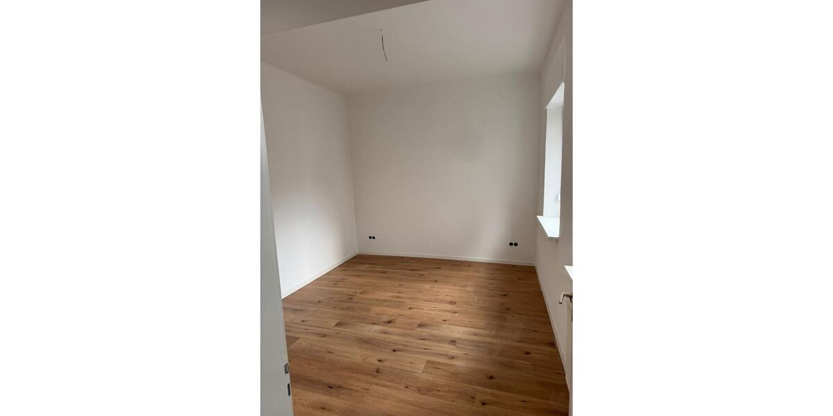 Erdgeschoßwohnung Pirmasens - 3 Zimmer, 67 m&sup2;, 650&euro; | Angebot:26465428