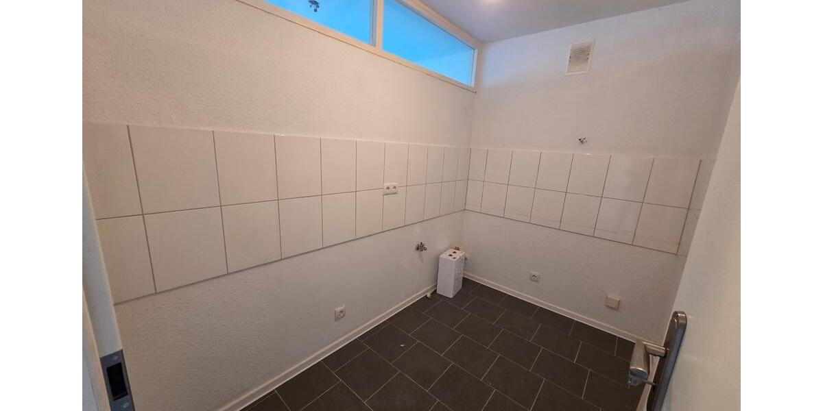 Etagenwohnung Kaiserslautern - 2 Zimmer, 43 m&sup2;, 410&euro; | Angebot:26675168