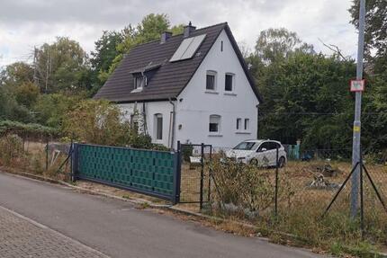 Haus Kaiserslautern Einsiedlerhof - 4 Zimmer, 90 m&sup2;, 250.000&euro; | Angebot:25168481