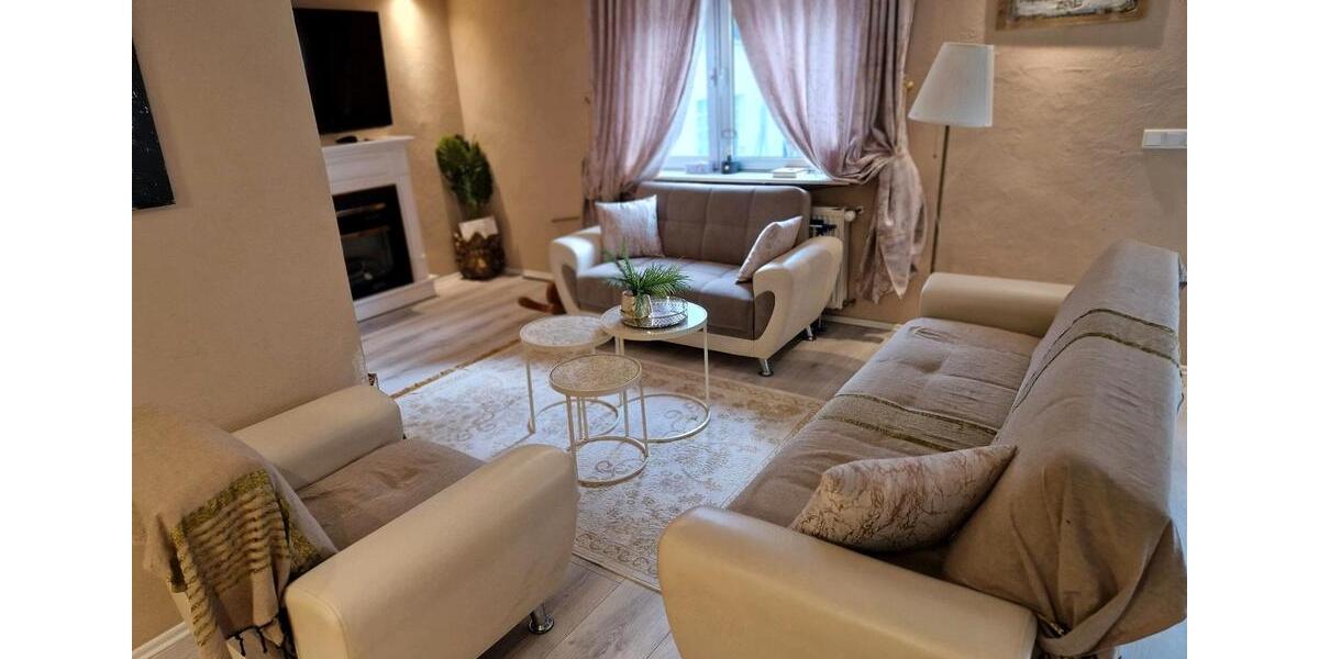 Einfamilienhaus Kaiserslautern Bahnheim - 2 Zimmer, 90 m&sup2;, 1.200&euro; | Angebot:26249148