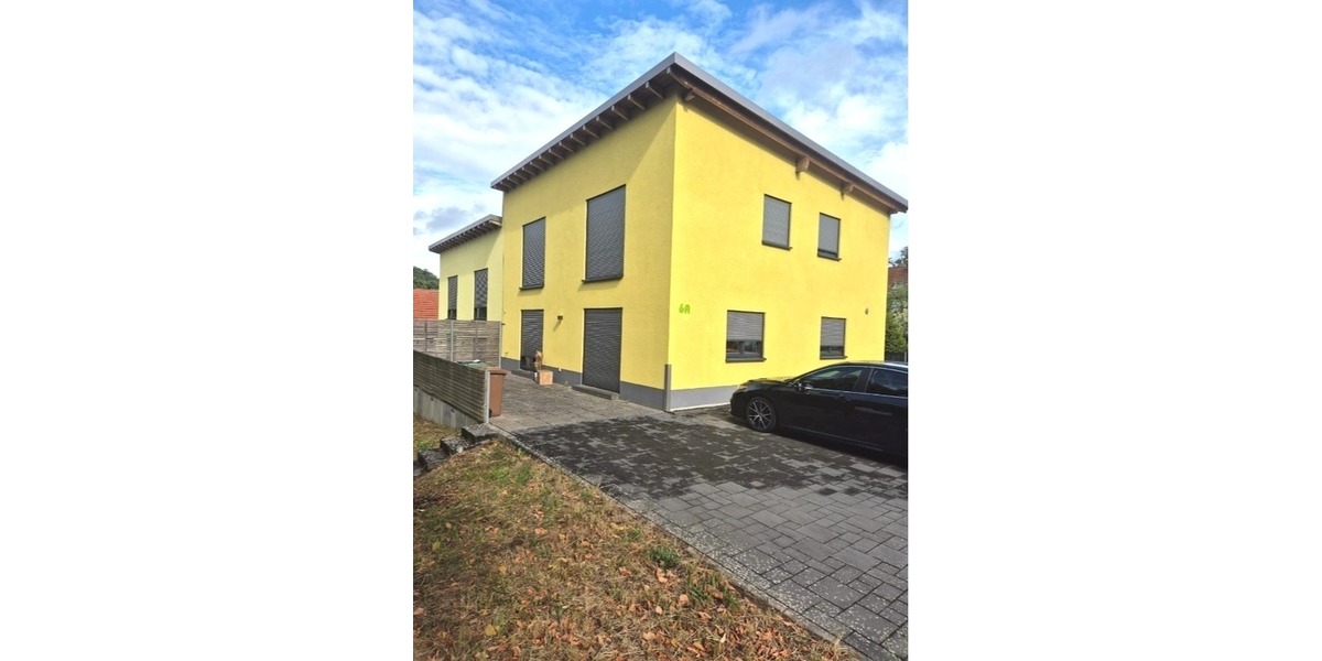 Zeitgemäße DHH mit Pultdach, Wärmepumpe & Terrasse – Attraktive Anlagechance in Wartenberg-Rohrbach 4 zimmer