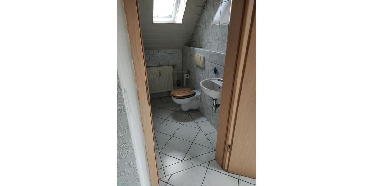 Dachgeschoßwohnung Krickenbach - 4 Zimmer, 108 m&sup2;, 1.400&euro; | Angebot:24826725