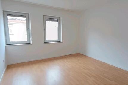 Wohnung Kaiserslautern Betzenberg - 3 Zimmer, 75 m&sup2;, 1.400&euro; | Angebot:27615327